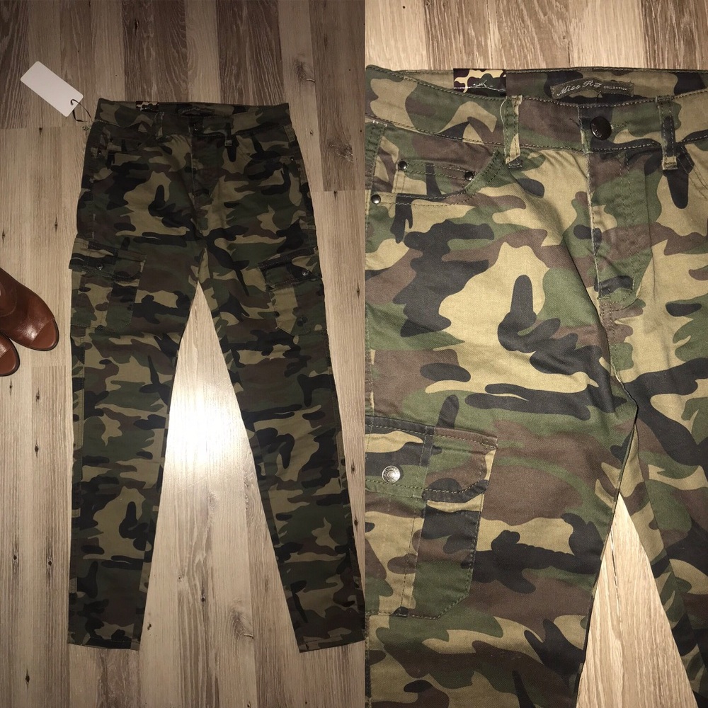 🏷NWT Camo Jeggings 🔥✨💥